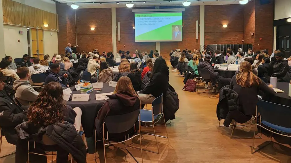 People at tables eating